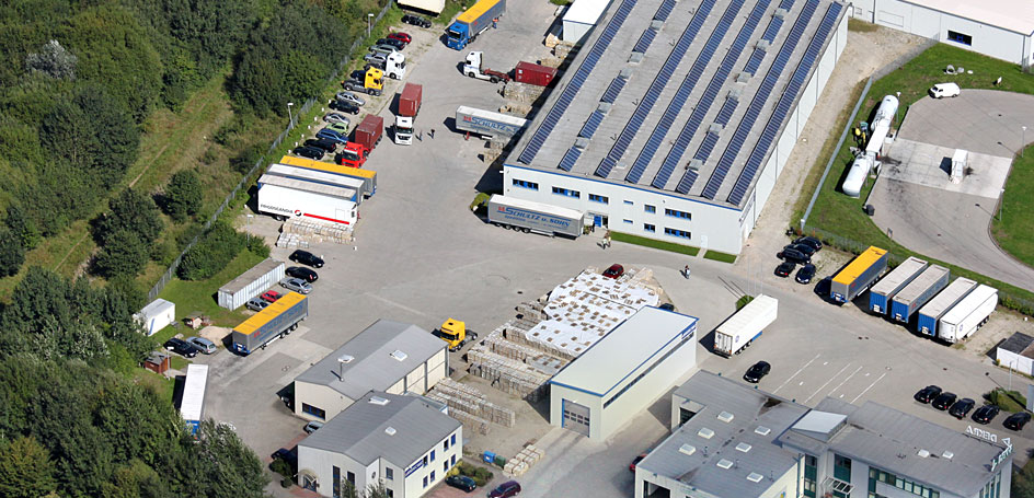 Luftbild vom Lager und Servicezentrum in Lübeck